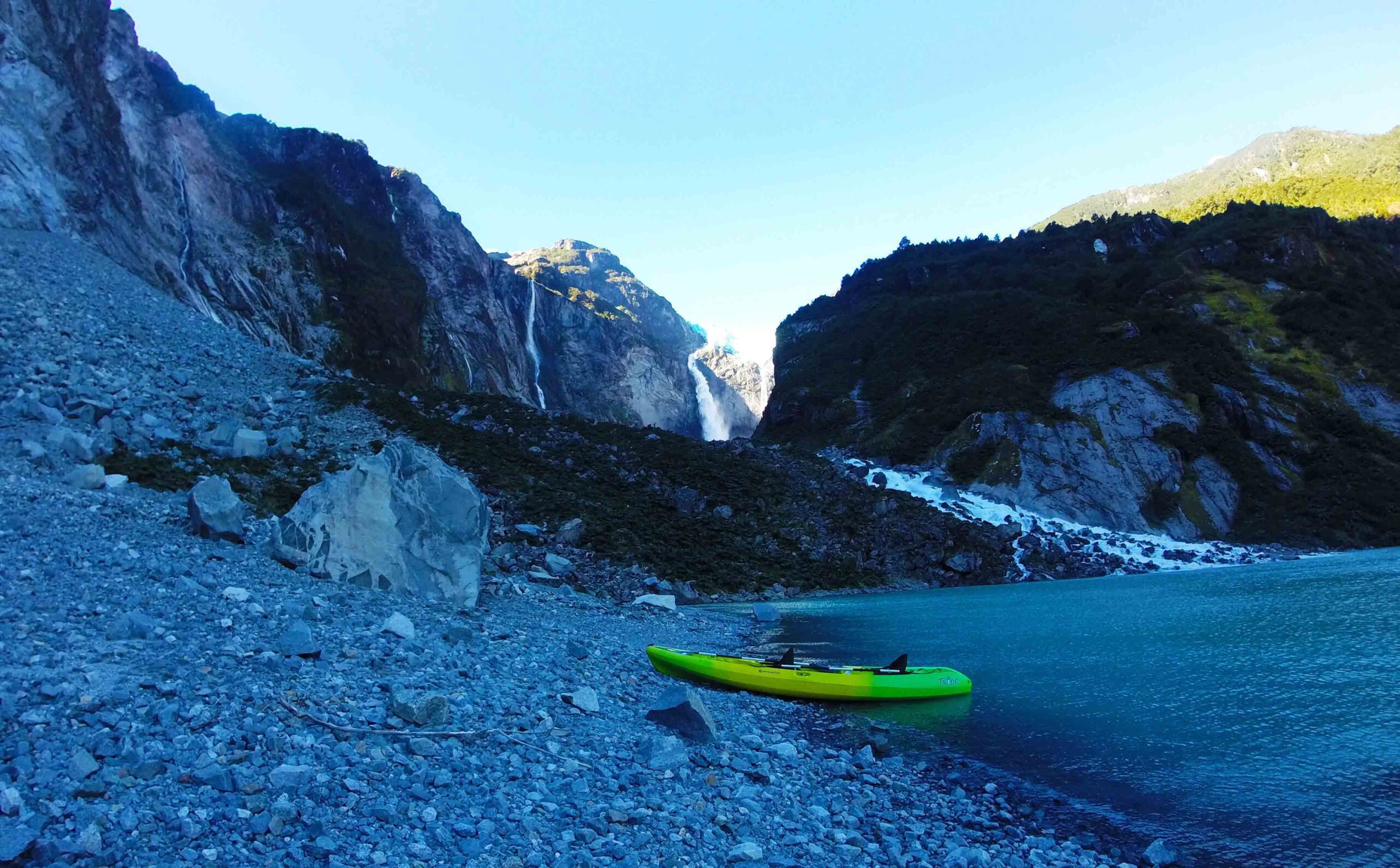 Kayaking hanging glacier Puyuhuapi