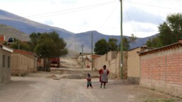 town uyuni tour bolivian woman and child