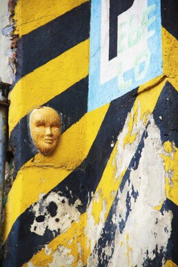 mask street art tour bogota