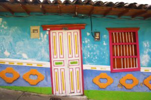 colored house guatape town