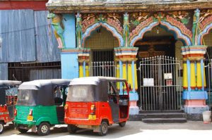 colombo streets hindu temple pettah sri lanka