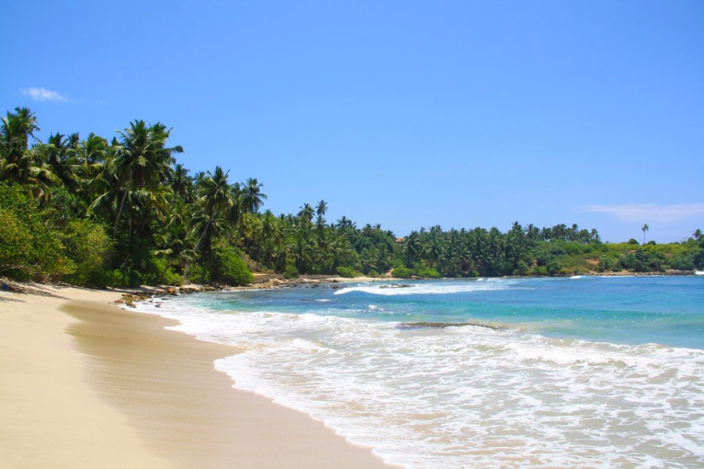 Hiriketiya: Sri Lanka's Most Beautiful Beach - Mokum Surf Club