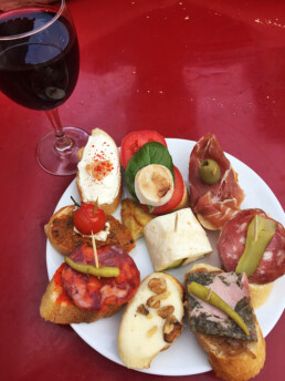 pinchos food restaurant wine biarritz le comptoir du foie gras