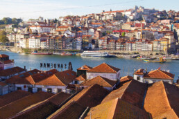 gaia porto river douro port houses sandeman portugal