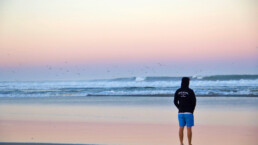sunrise view ocean waves mokum surf club praia do cabedelo portugal