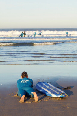 surfing lesson praia do cabedelo janga wetsuit no riding no life portugal