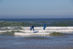 surfing lessons praia do cabedelo no riding no life portugal