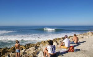 surfing praia do cabedelo beach waves portugal