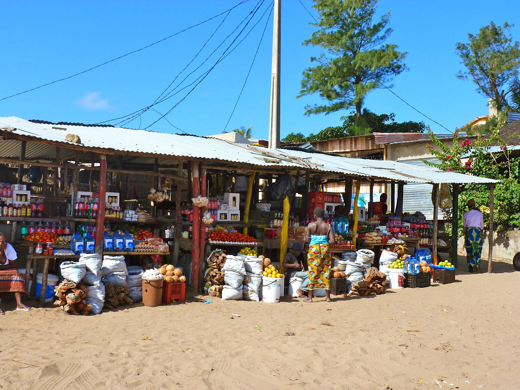 ponta do ouro market mozambique
