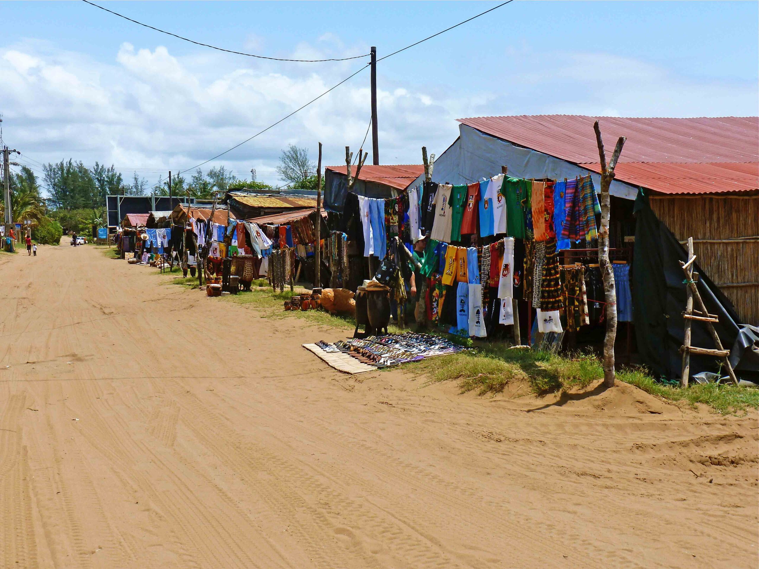 streets ponta do ouro market mozambique