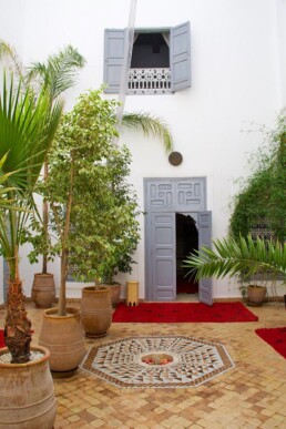 riad tizwa courtyard marrakech morocco