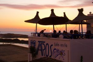 sunset restaurant taros karma surf retreat essaouira