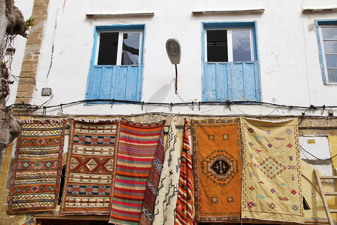 carpets souk medina essaouira morocco
