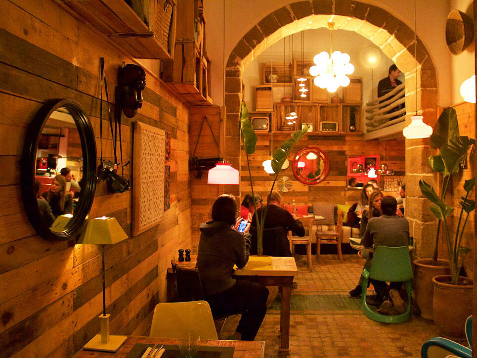 loft cafe essaouira restaurant morocco