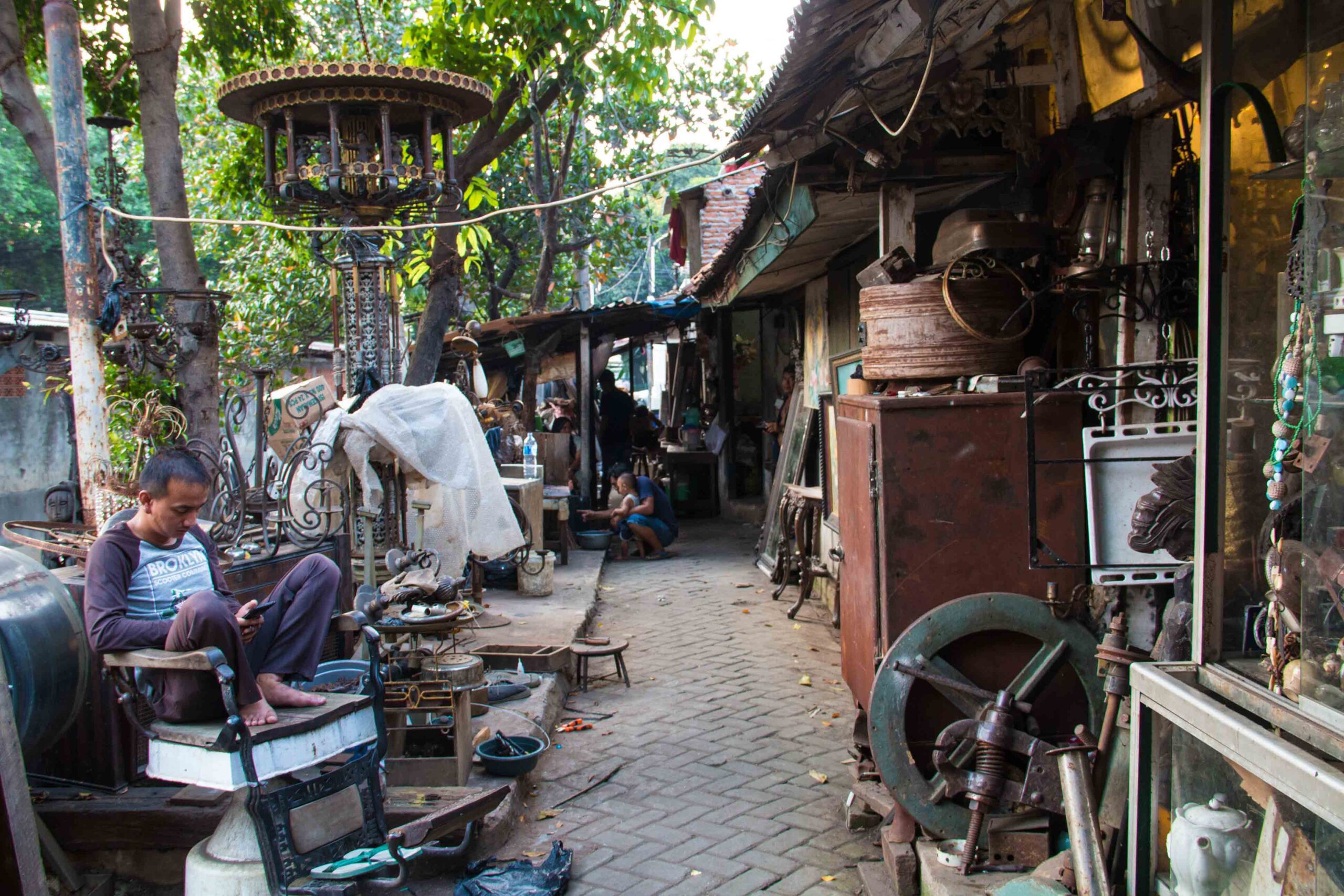 antique market jalan surabaya jakarta
