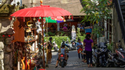 ubud market streets bali