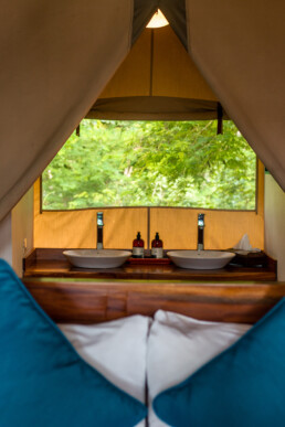 Details of the glamping tent of Isla Chiquita Glamping in Costa Rica