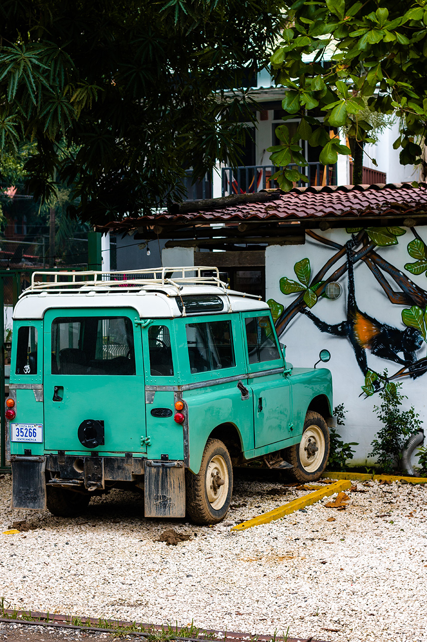 Landcruiser car in Santa Teresa Costa Rica