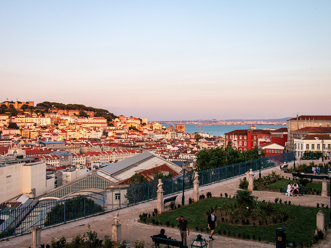 Sunset view at Miradouro de Sao Pedro de Alcantara in Bairro Alto in Lisbon